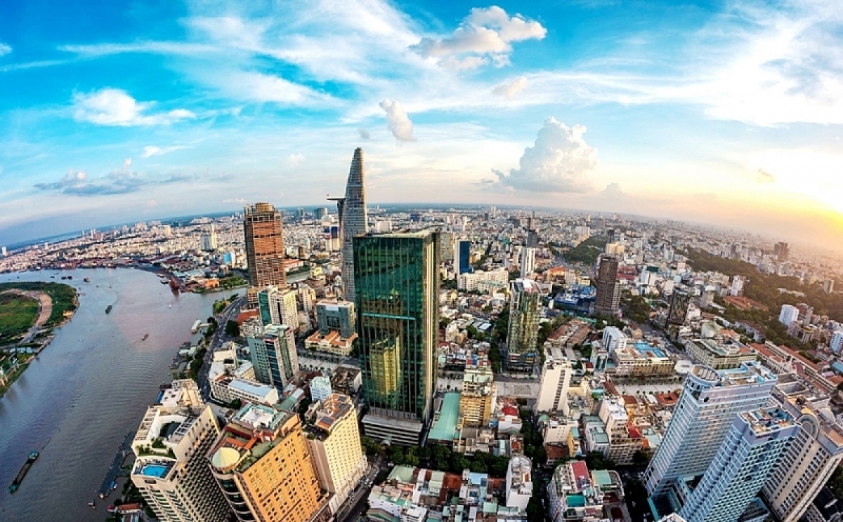 ADB lowers growth forecast for Vietnam to 5.8% this year